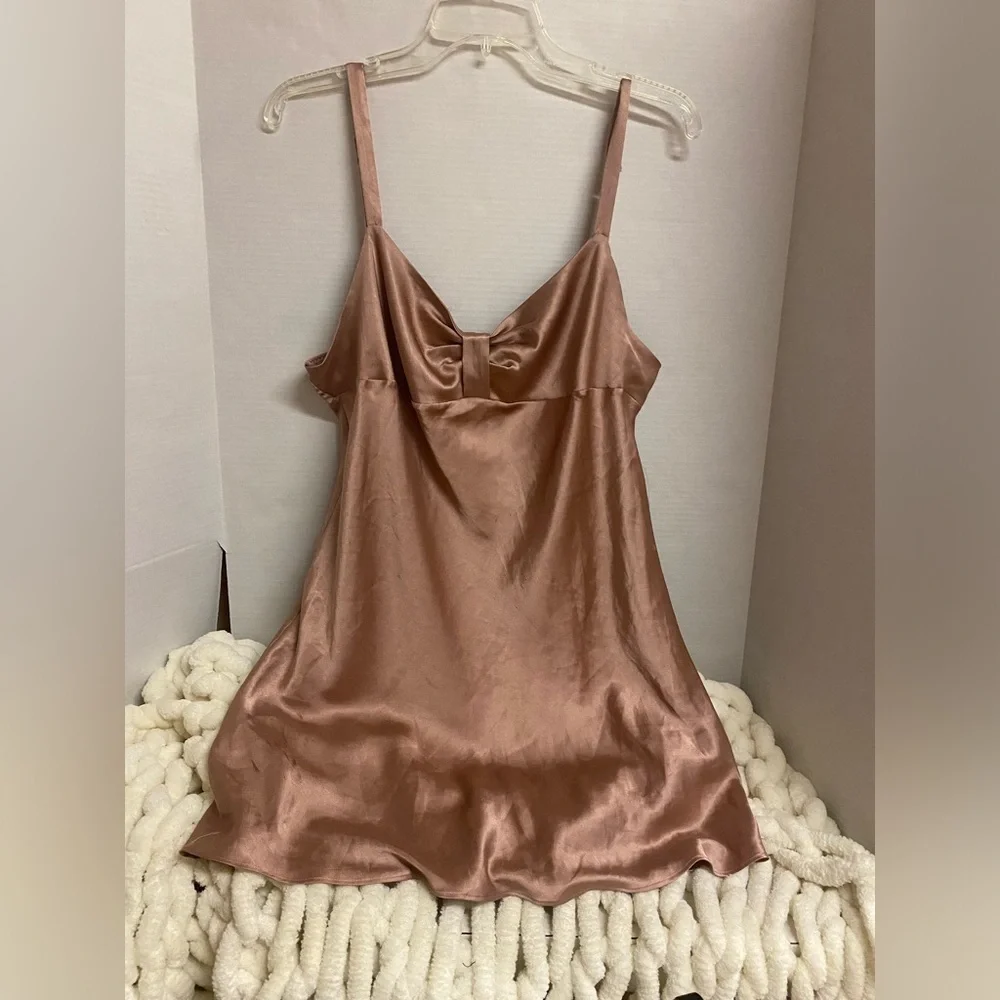 Victoria's Secret Satin Slip dress in Rose/Champagne Y2K